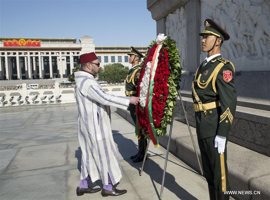 （XHDW）（1）摩洛哥国王穆罕默德六世向人民英雄纪念碑敬献花圈