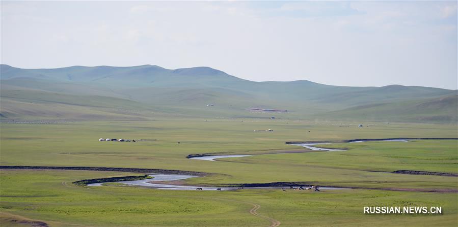Излучины реки Моэргэлэ во Внутренней Монголии