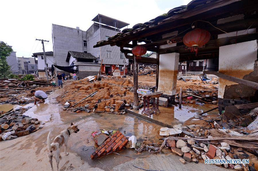 （关注台风“尼伯特”）（7）福建闽清：洪水肆虐致10人死亡11人失踪