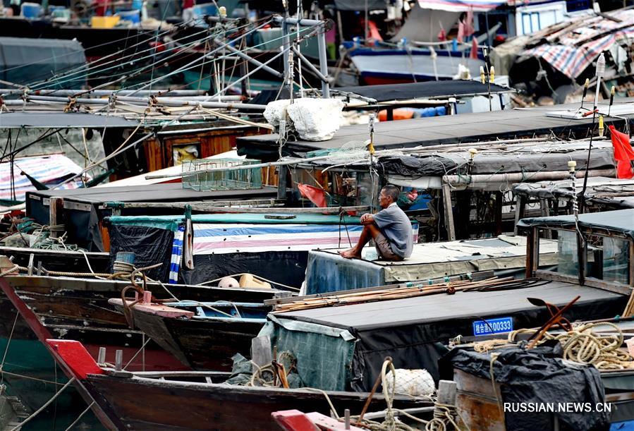 Рыболовные суда в Гуанси отсрочили выход в море в связи с приближением тайфуна