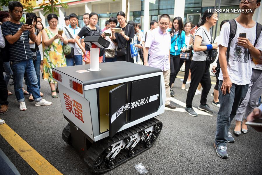 Роботы на Неделе инноваций в Шэньчжэне