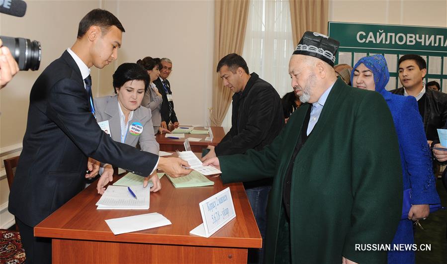 В Узбекистане проходят президентские выборы