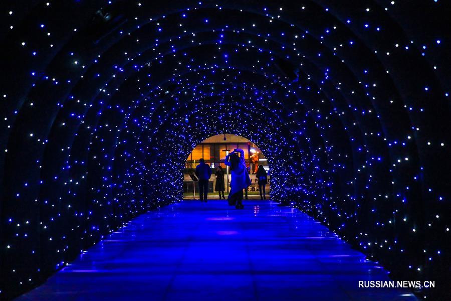 В Нинбо открылся фестиваль иллюминации "Время собирать свет"