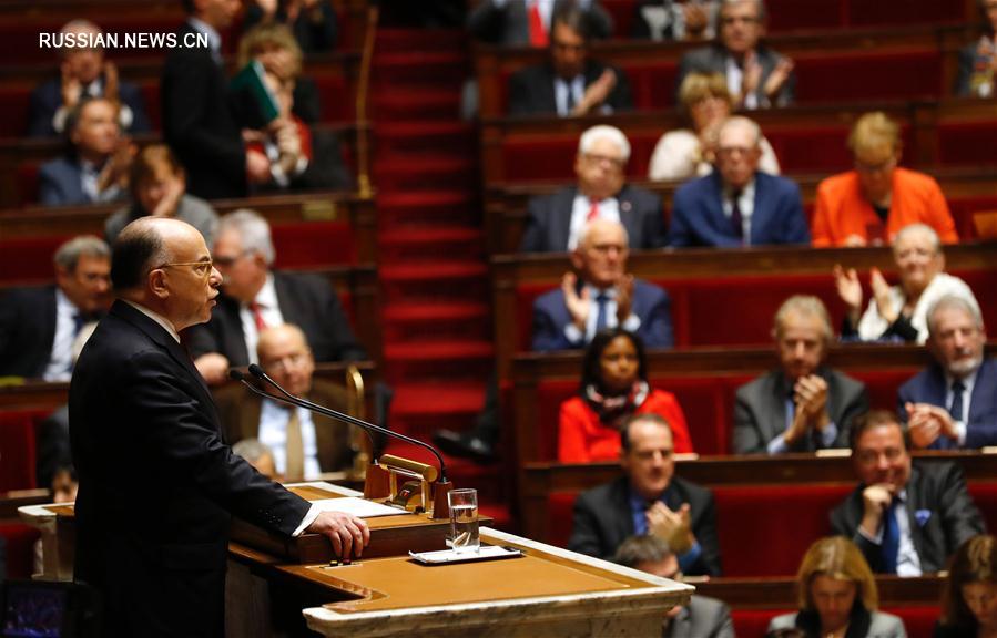 （外代一线）（2）法国总理说增加就业是新政府首要任务