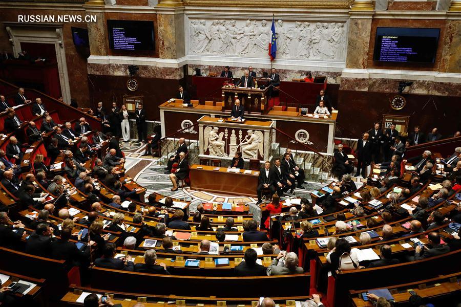 （外代一线）（4）法国总理说增加就业是新政府首要任务