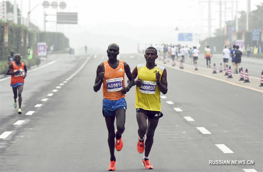 Международный даньчжоуский марафон -- 2016