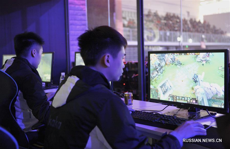 В Шэньчжэне завершился первый чемпионат Китая по киберспорту "CHINA TOP"