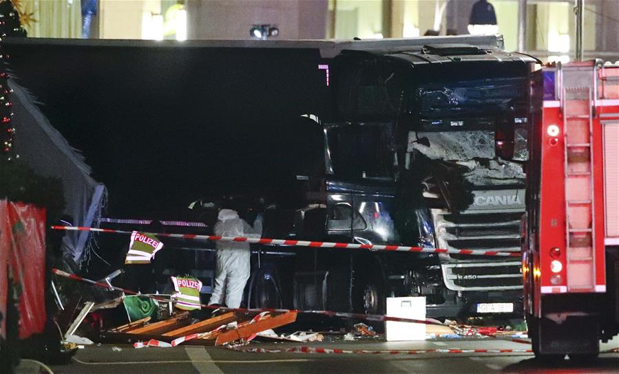（外代一线）（1）德国柏林发生货车冲闯圣诞集市事件至少9人死亡