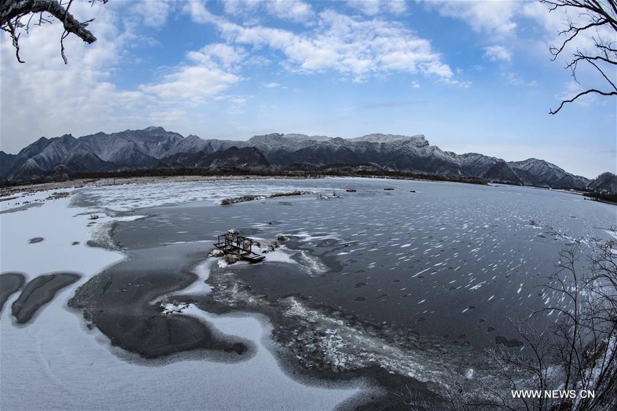 Озеро Дацзюху зимой