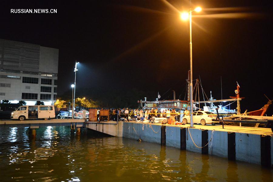 （XHDW）（1）马来西亚沙巴州沉船事件获救中国游客抵达哥打基纳巴卢 