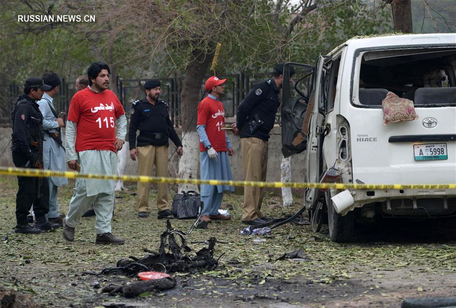 （外代一线）（1）巴基斯坦白沙瓦发生自杀式袭击致2死18伤 
