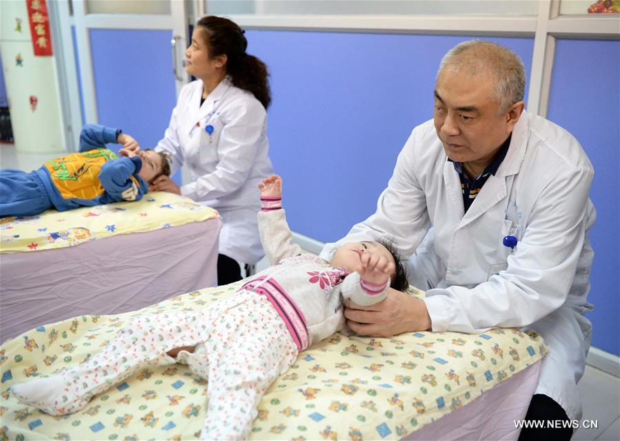 Дети с ДЦП приезжают из России лечиться в Харбин