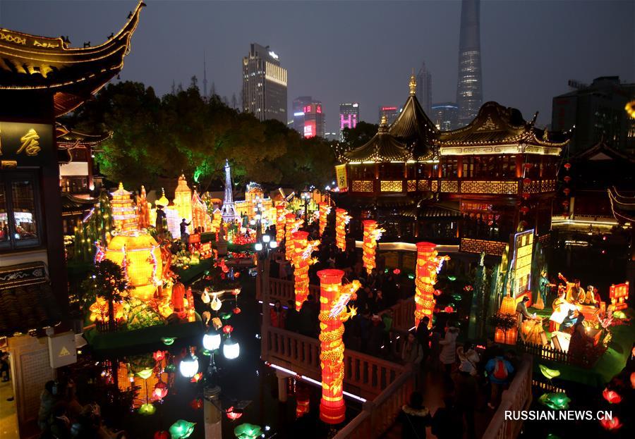（社会）（4）上海：豫园新春民俗艺术灯会首次全面亮灯调试