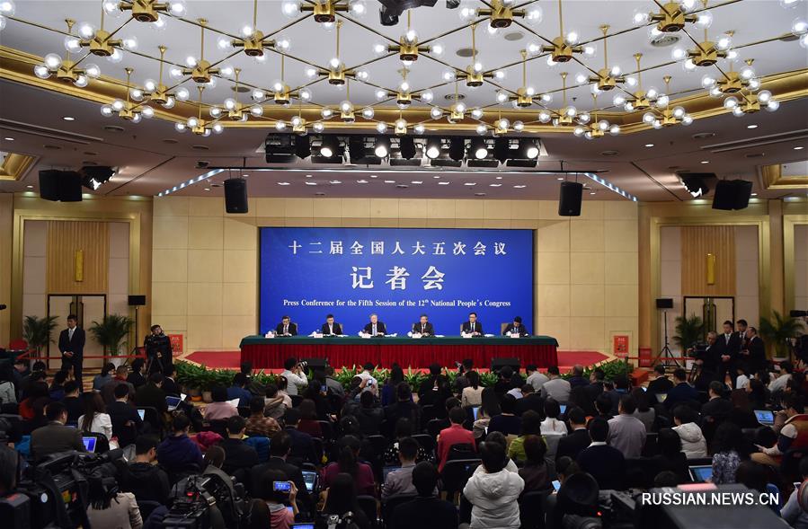 （两会）（2）中国人民银行行长周小川等就“金融改革与发展”答记者问