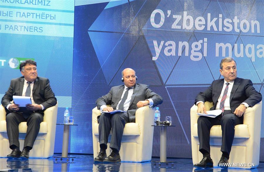 Президент ЕБРР посетил Узбекистан