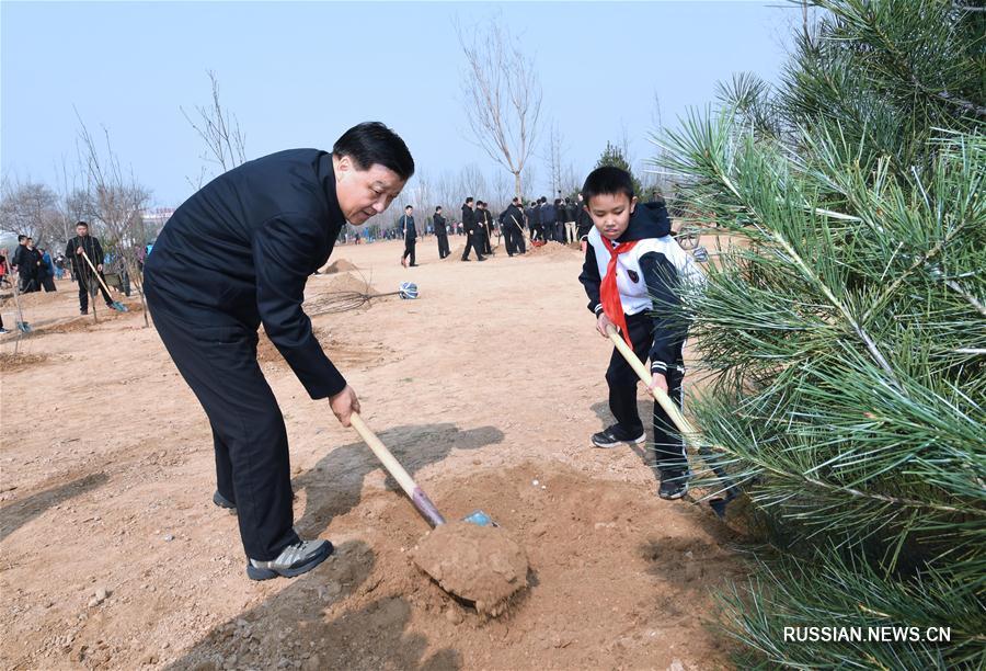 （XHDW）（7）党和国家领导人参加首都义务植树活动