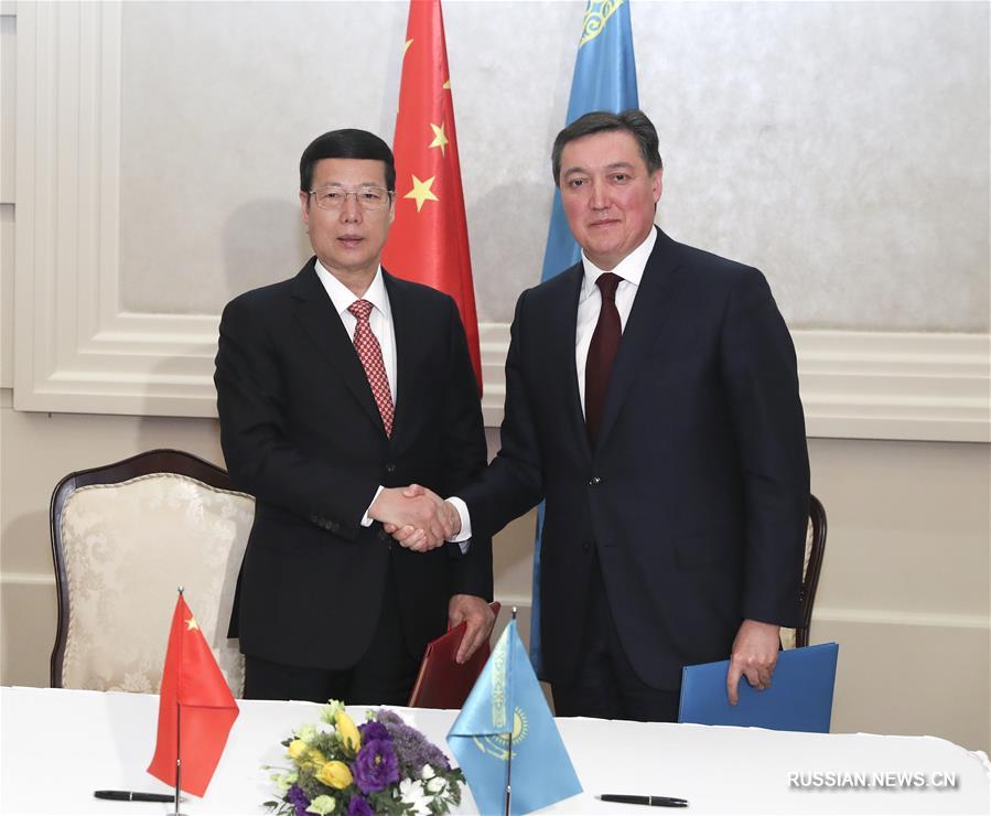（XHDW）张高丽和哈萨克斯坦第一副总理马明举行中哈合作委员会第八次会议
