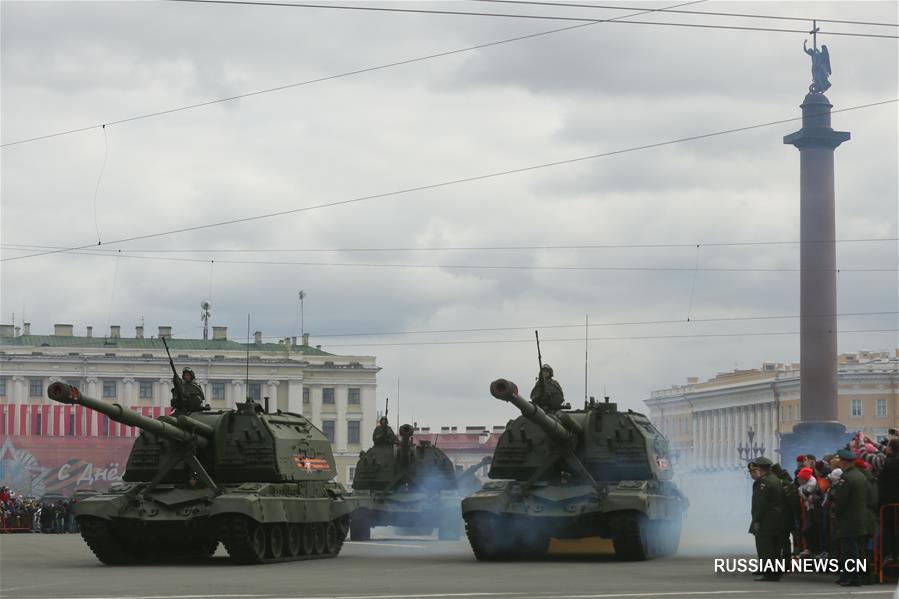 Генеральная репетиция парада Победы в Санкт-Петербурге