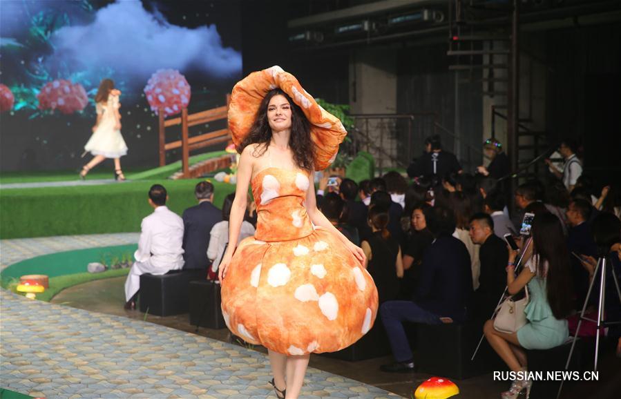 Модное "хлебное" шоу в Пекине