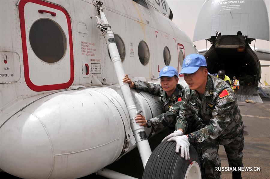 Первое вертолетное звено китайских миротворцев прибыло в Судан