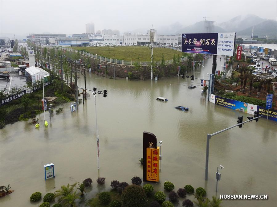На Гуйчжоу обрушились проливные дожди