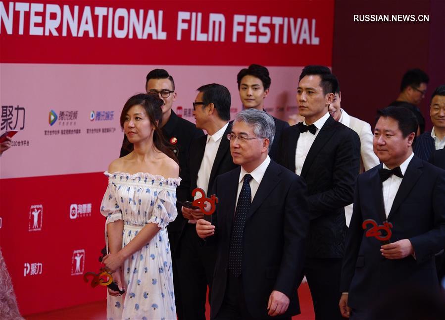 Открытие 20-го Шанхайского международного кинофестиваля