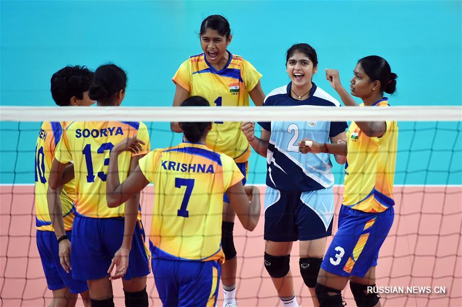 В матче волейбольного турнира на Спортивных играх БРИКС женская сборная Бразилии  обыграла соперниц из Индии со счетом 3:0 