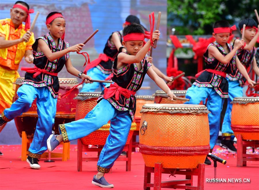 Праздник Чжучжу в Дахуа