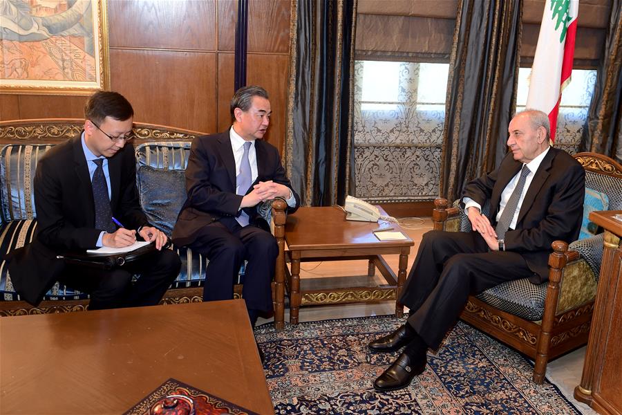 （XHDW）王毅会见黎巴嫩议长贝里