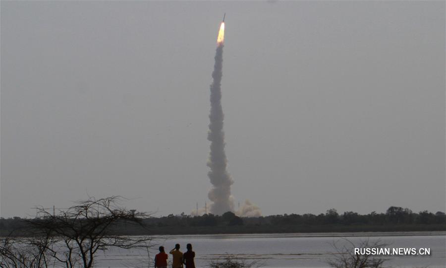 Индия запустила на околоземную орбиту спутник дистанционного зондирования Земли и  30 наноспутников