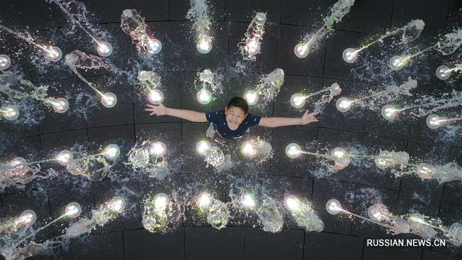 Прохлада в летний день в Янчжоу