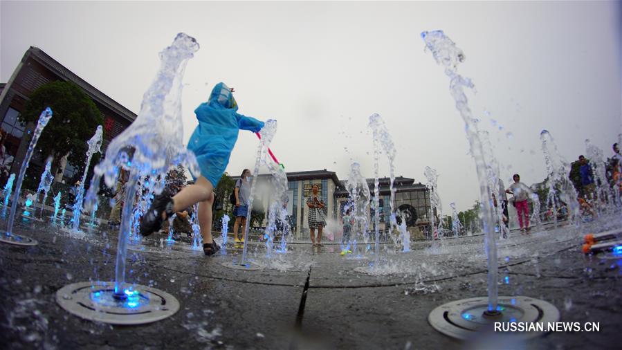 Прохлада в летний день в Янчжоу