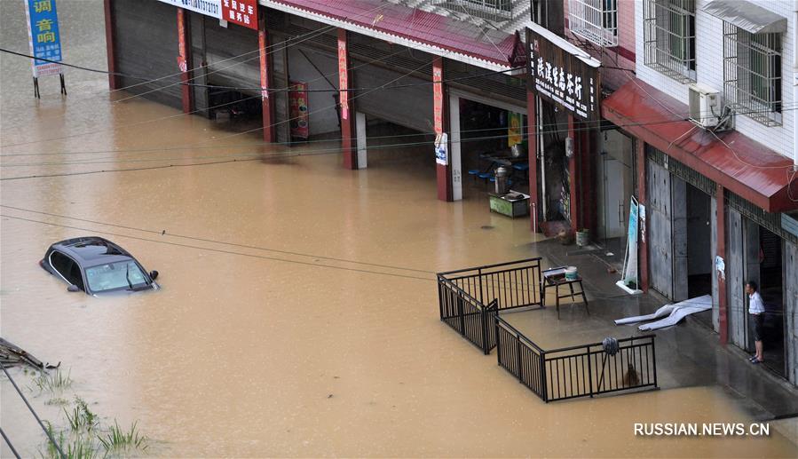 Сильные ливни стали настоящим бедствием для провинции Хунань