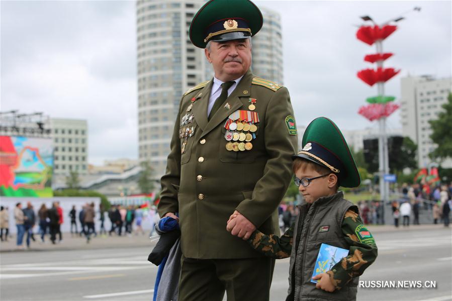 Военный парад в честь Дня независимости в Минске
