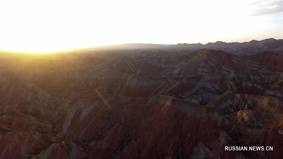 Волшебные пейзажи геологического парка под Ланьчжоу