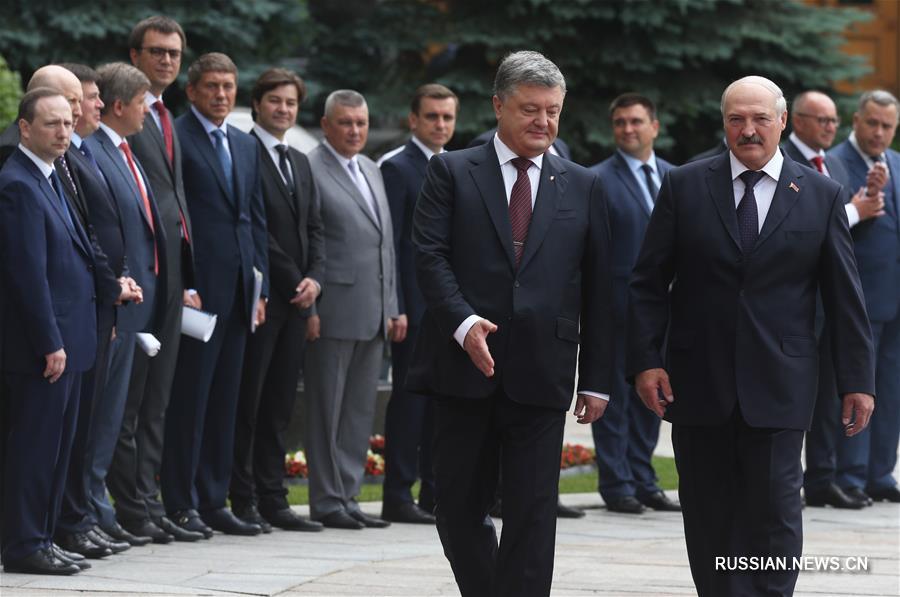 Президент Беларуси Александр Лукашенко посетил Украину с официальным визитом