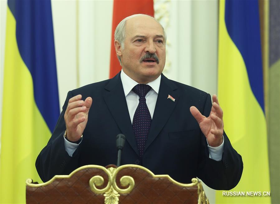 Президент Беларуси Александр Лукашенко посетил Украину с официальным визитом