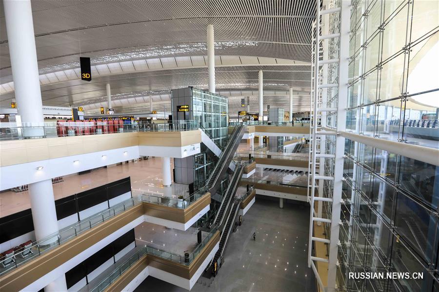 Восточный пассажирский терминал и третья ВПП нового аэропорта в Чунцине прошли приемку