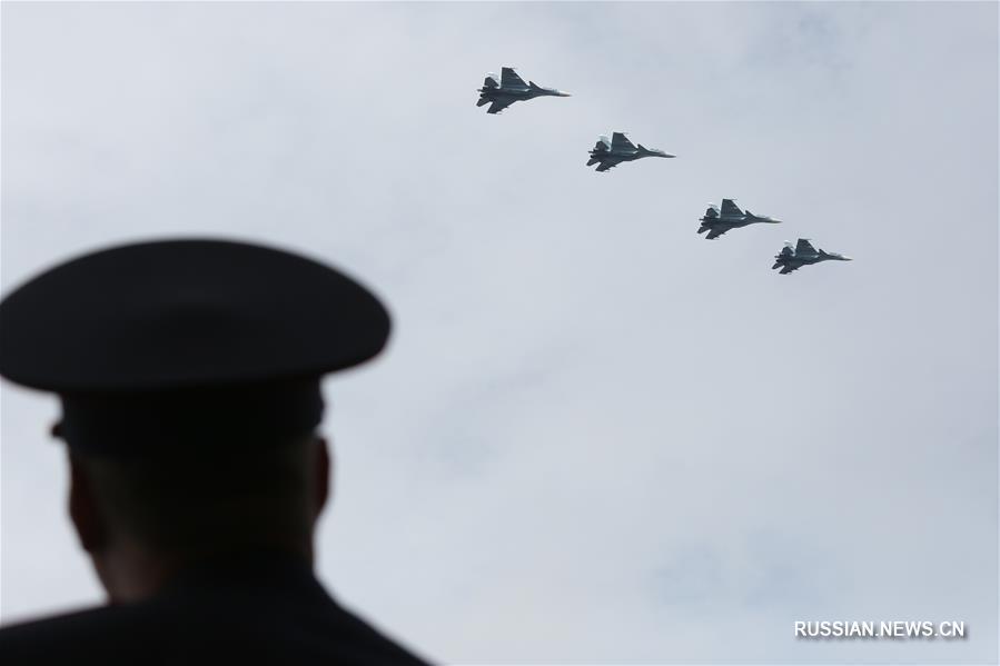 Военно-морской парад в Санкт-Петербурге в честь Дня ВМФ России