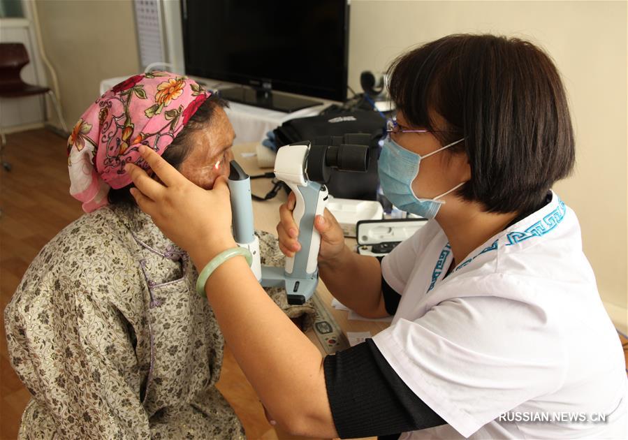 Медики Международной больницы монгольской медицины АР Внутренняя Монголия провели двухдневный бесплатный прием пациентов в Монголии