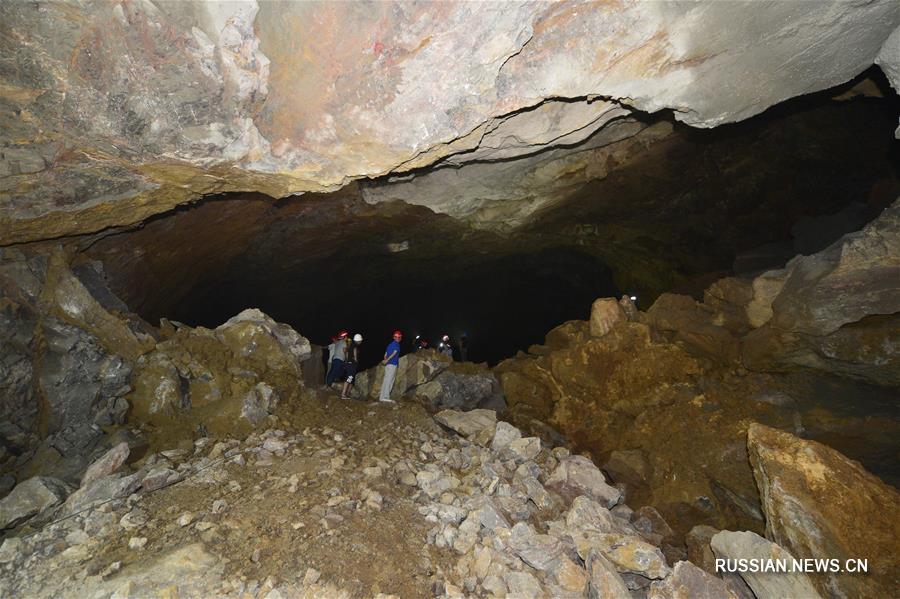 Строители скоростного шоссе обнаружили грандиозные пещеры в провинции Хубэй