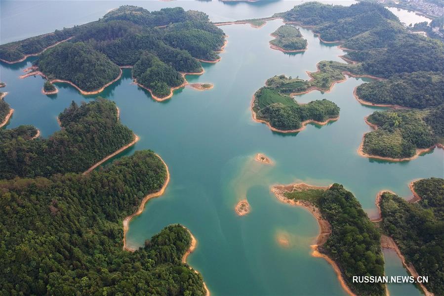 "Озеро тысячи островов" в провинции Чжэцзян