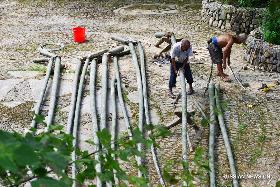 Бамбуковые плоты из провинции Гуйчжоу: возрождение исчезающего ремесла