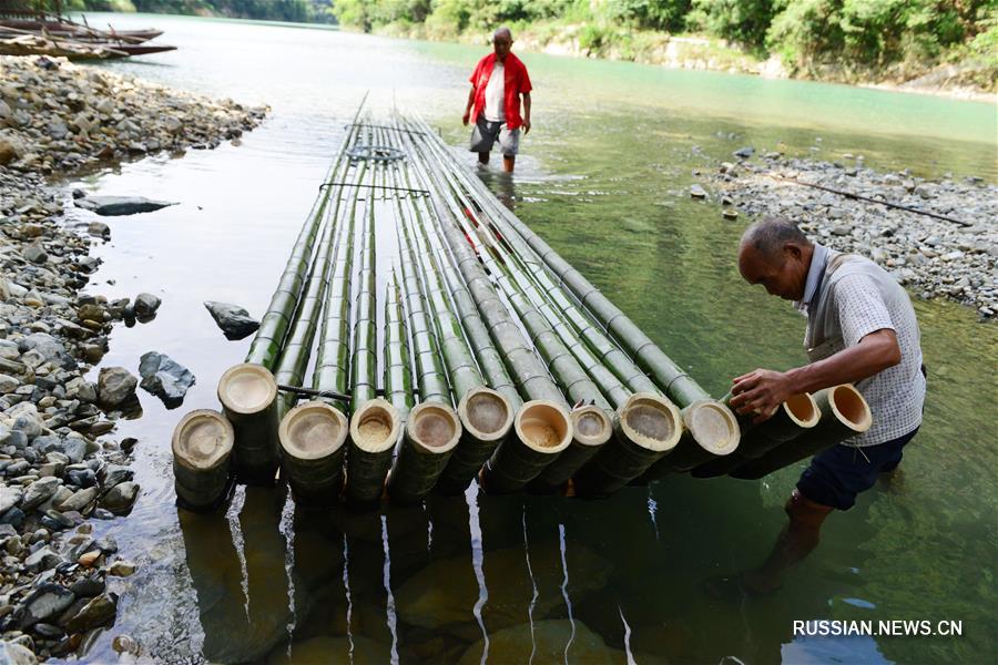 Бамбуковые плоты из провинции Гуйчжоу: возрождение исчезающего ремесла