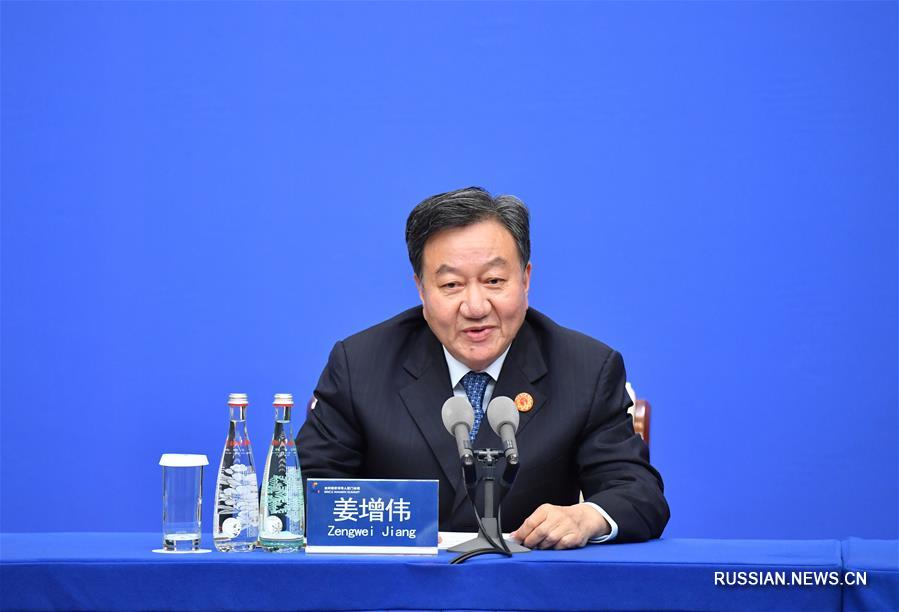 Оргкомитет бизнес-форума БРИКС провел в Сямэне пресс-конференцию 