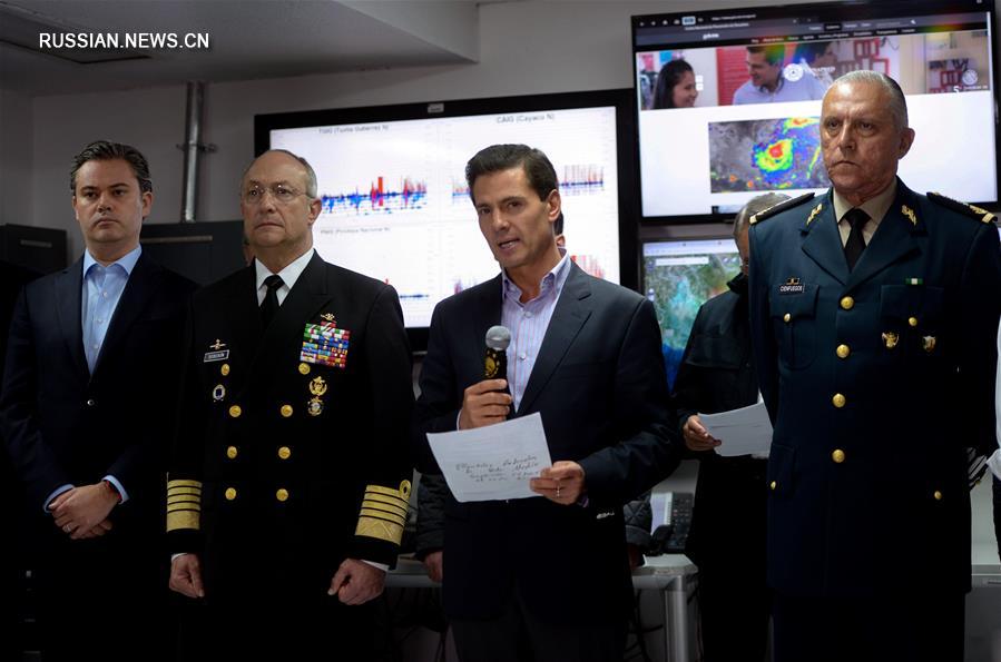 До 58 человек возросло число жертв землетрясения в Мексике