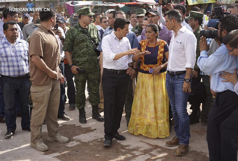 До 58 человек возросло число жертв землетрясения в Мексике