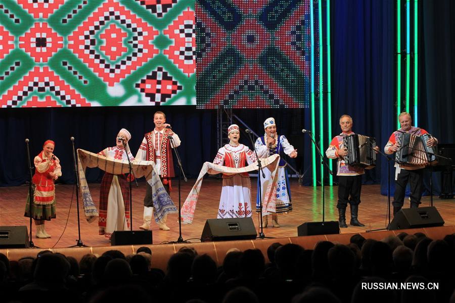 Фестиваль белорусов мира открылся в Минске