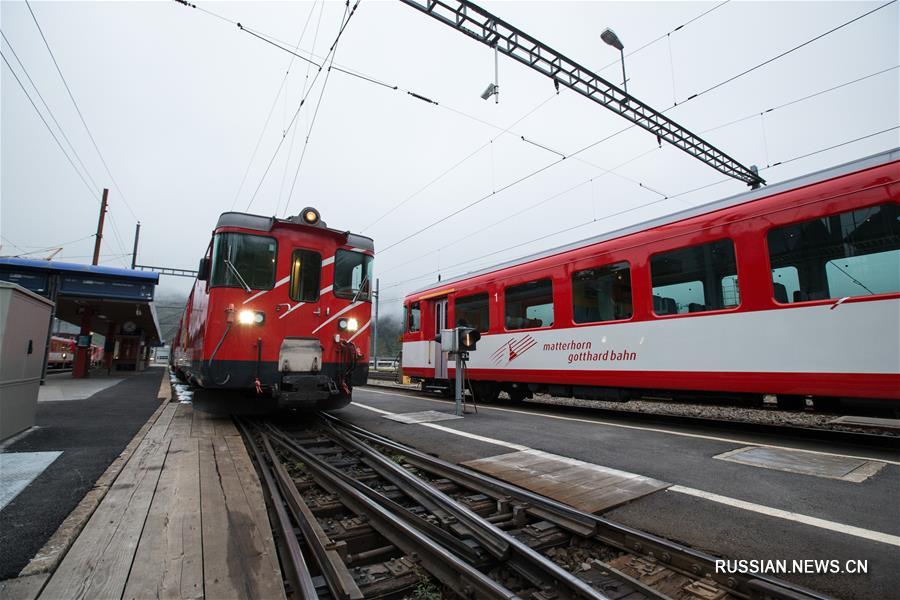 В результате столкновения двух поездов в Швейцарии пострадало 30 человек 