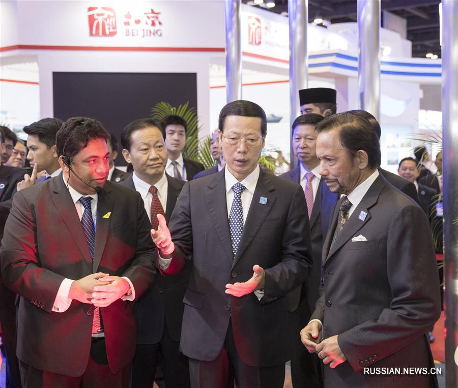 Чжан Гаоли принял участие в церемонии открытия павильона Брунея на 14-й ярмарке Китай-АСЕАН